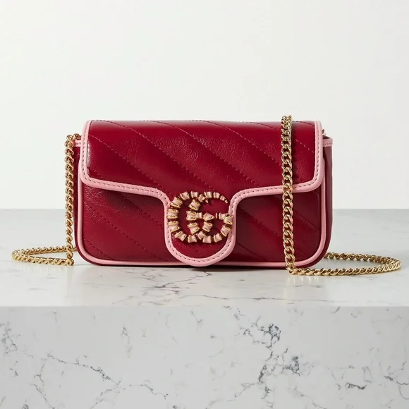 ♥️SOLD♥️AUTHENTIC GUCCI
Red & Pink Super Mini Matelassé GG Marmont Bag - Picture 3 of 17